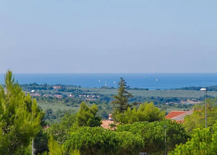 Torre Iv Feriehus Poreč
